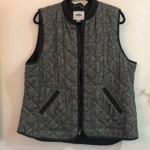 Houndstooth vest